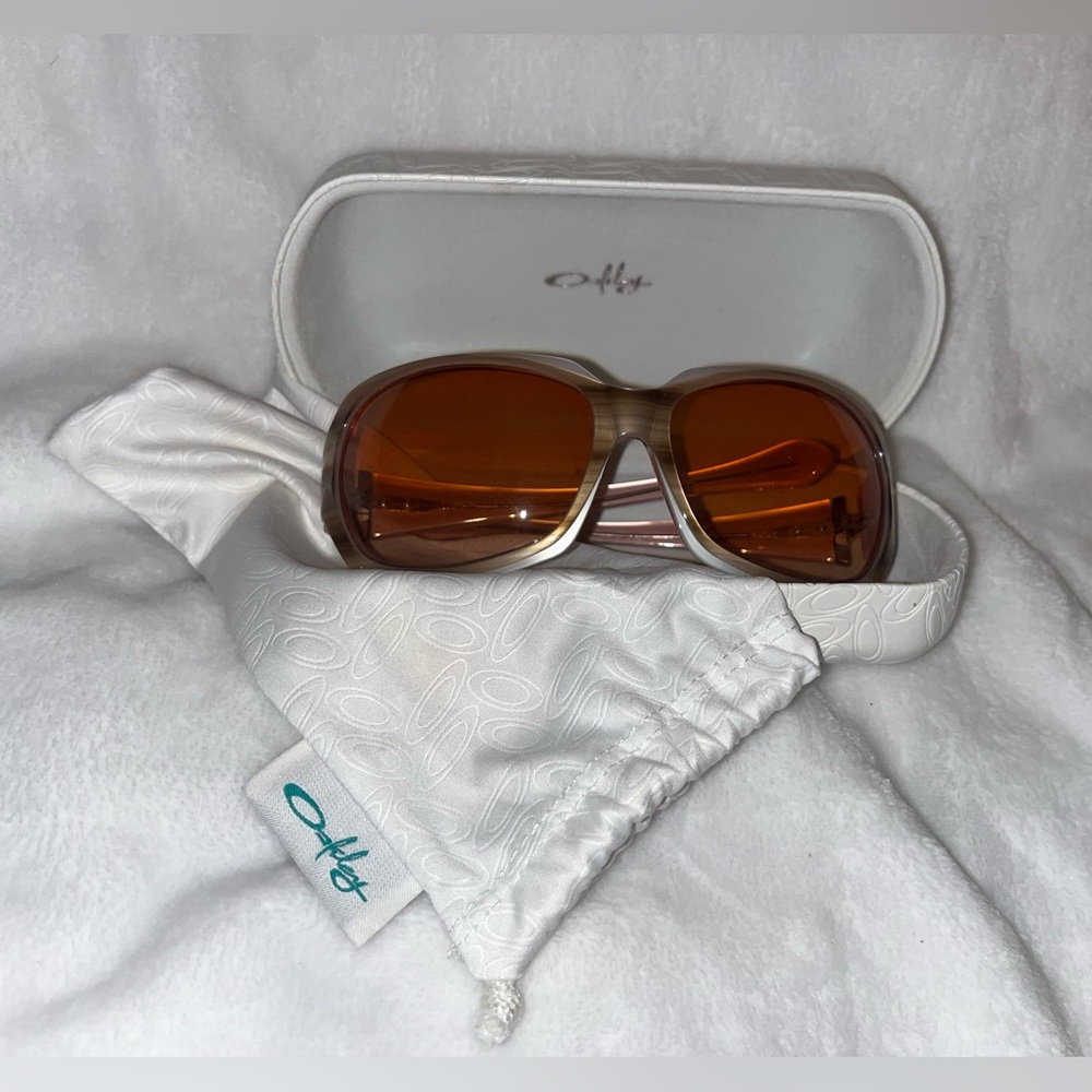 Oakley Women’s Sunglasses, NEVER WORN